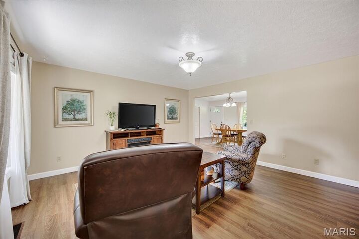 Property Photo:  20125 Kenyon Lane  MO 65536 