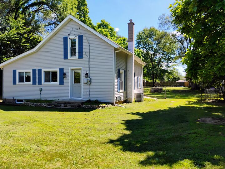 Property Photo:  3957 Flansburg Road  MI 49203 