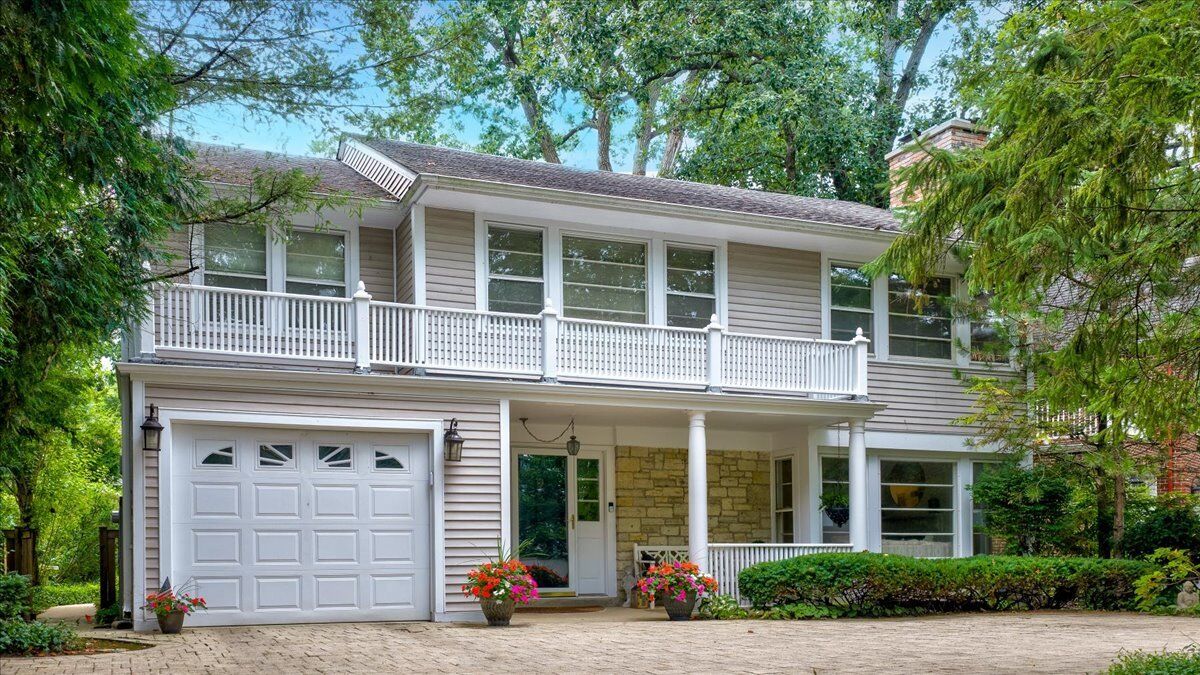 Property Photo:  600 Sheridan Road  IL 60093 