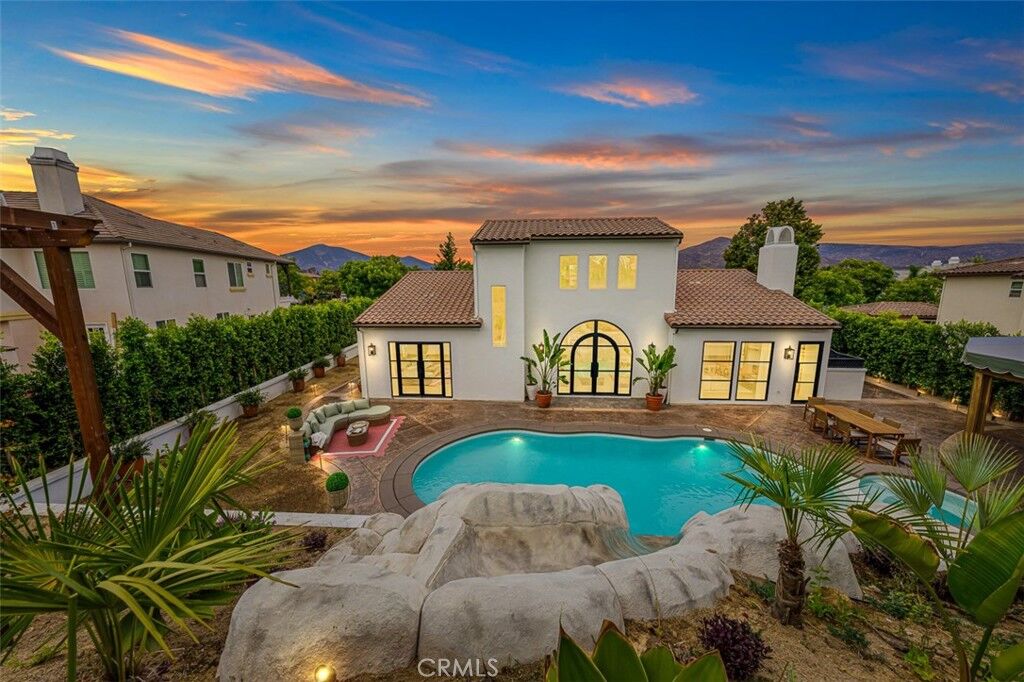 Property Photo:  1328 N Paradise Ridge Way  CA 91915 