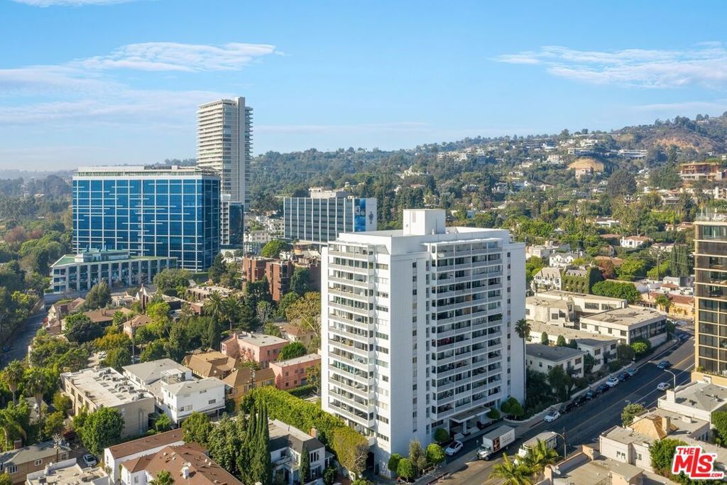 Property Photo: 999 N Doheny Drive 708 CA 90069