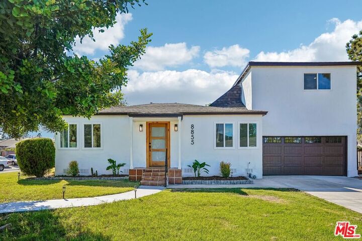 Property Photo: 8855 Lilienthal Avenue CA 90045