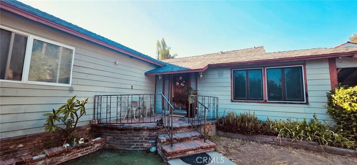 Property Photo:  417 Cloverleaf Drive  CA 91016 