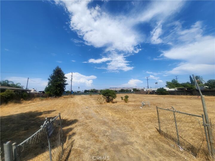 Property Photo: 27573 Jackson St CA 92585