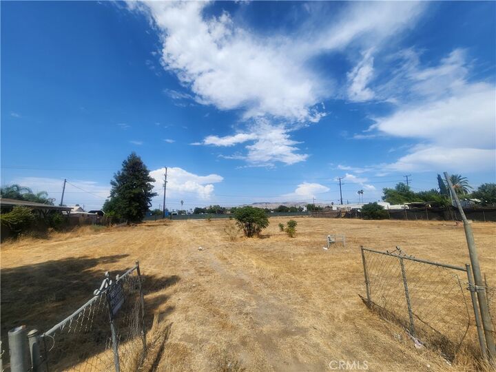 Property Photo: 27573 Jackson St CA 92585