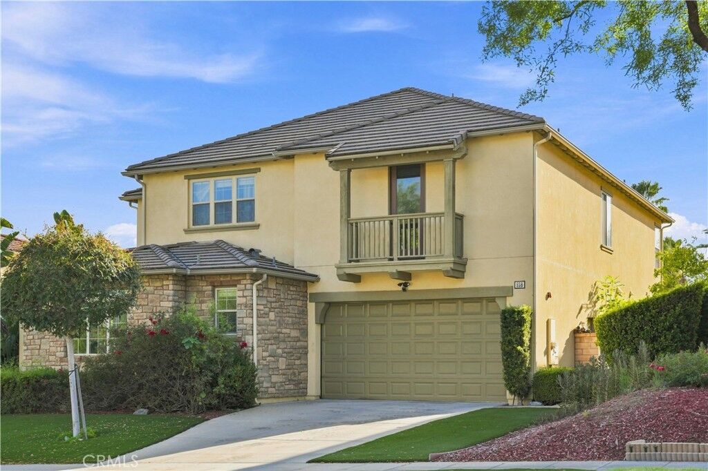 Property Photo:  858 E Manresa  CA 91702 