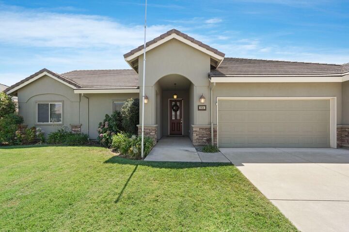 Property Photo: 954 Stampede Trail CA 95632