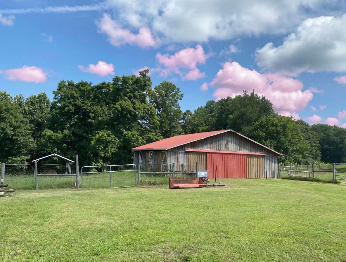 Property Photo:  326 Sherman Rd  TN 37036 