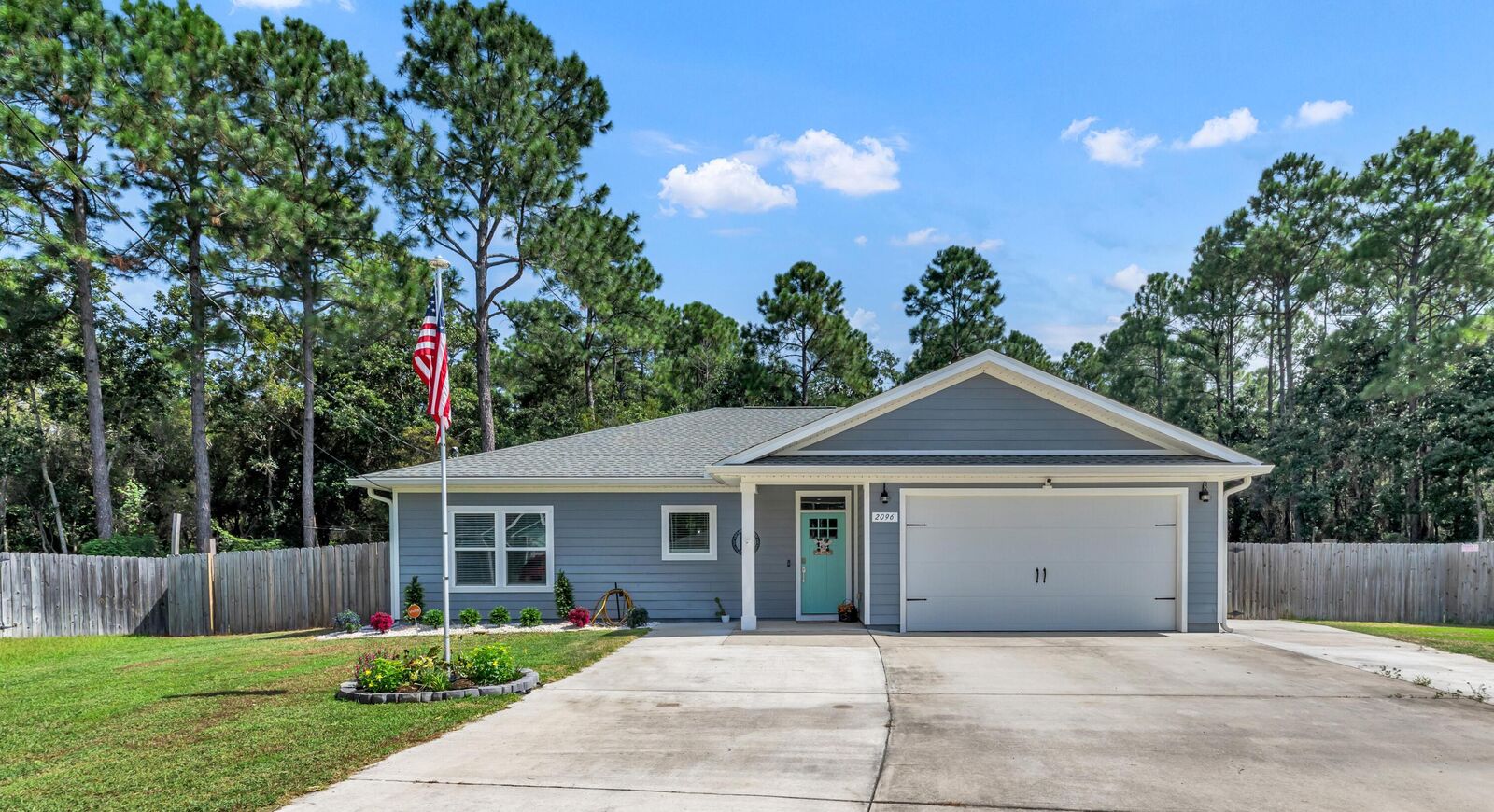 Property Photo: 2096 Constitution Drive FL 32566