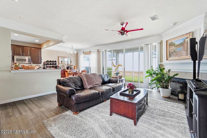 Property Photo:  4008 Lionheart Drive  FL 32216 