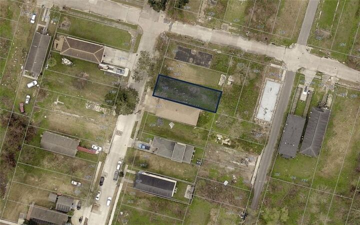 Property Photo:  2137 Andry Street  LA 70117 