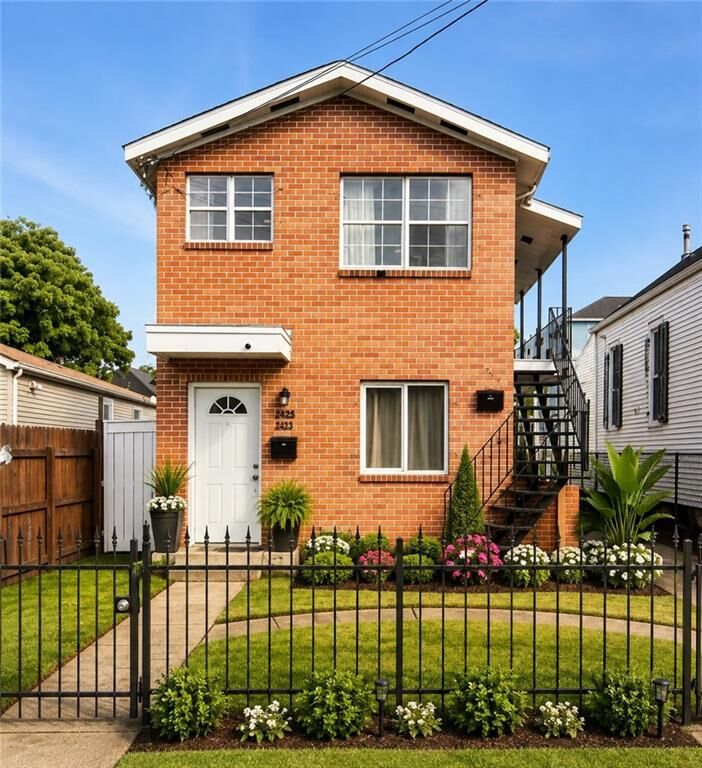 Property Photo:  1213 15 Alvar Street  LA 70117 