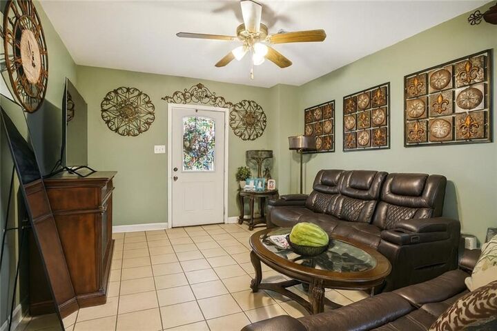 Property Photo:  2441 43 Gladiolus Street  LA 70122 