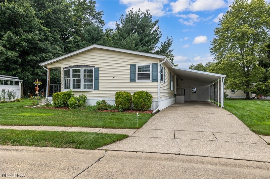 Property Photo: 8 Jessica Lane OH 44138