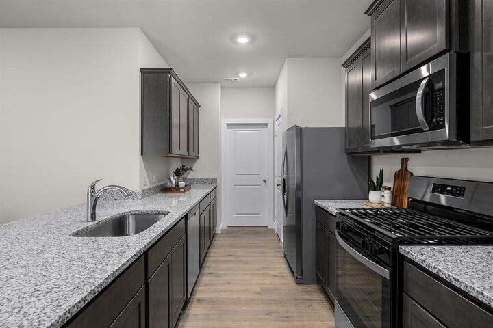 Property Photo: 3912 Starry Night Cove TX 75092