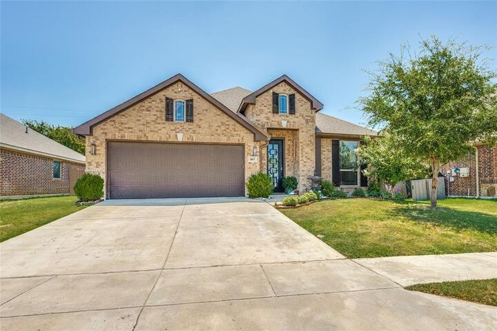 Property Photo: 403 Lakeview Drive TX 76009