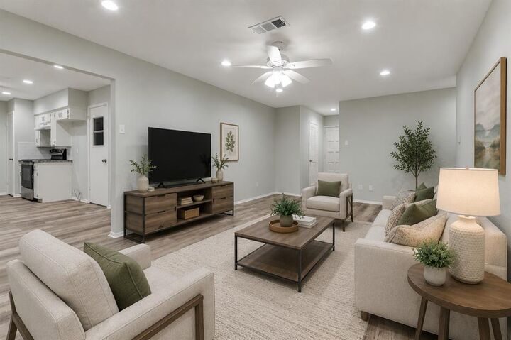 Property Photo:  1902 Glenwick Lane  TX 75060 
