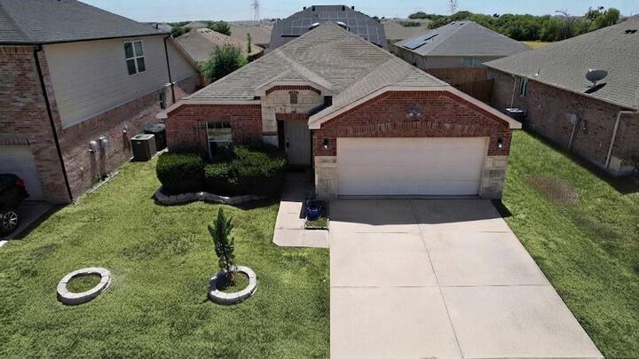 Property Photo: 433 Magma TX 76131