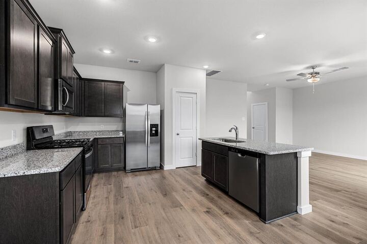 Property Photo: 3924 Starry Night Cove TX 75092