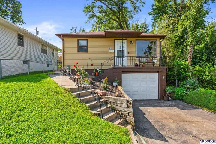 Property Photo: 4129 Fort Street NE 68111