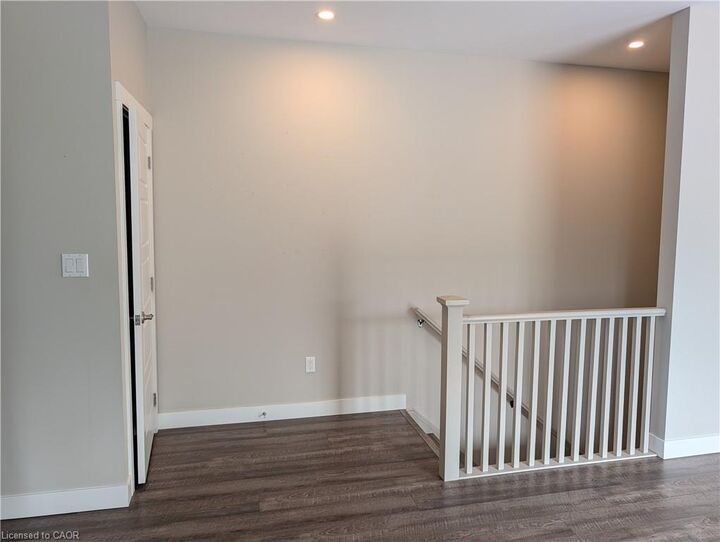 Property Photo: 320 Waterloo Street 2 ON N3A 1T6