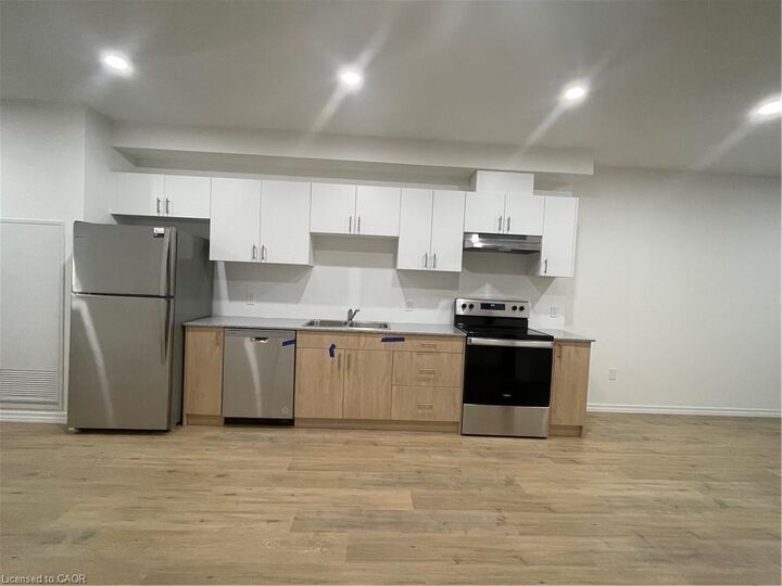 Property Photo:  191 Elmira Road 608  ON N1K 0E5 