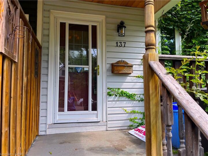 Property Photo: 137 Maplewood Avenue ON L8M 1X3