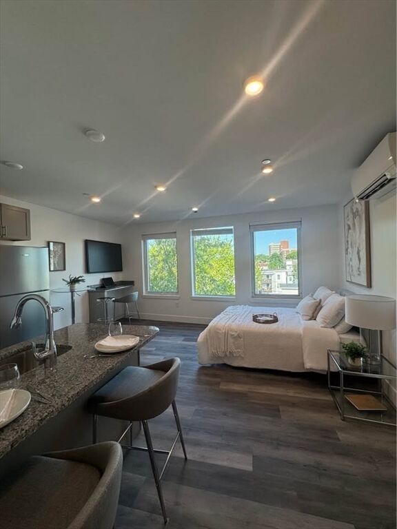 Property Photo:  585 Essex Street 507  MA 01902 