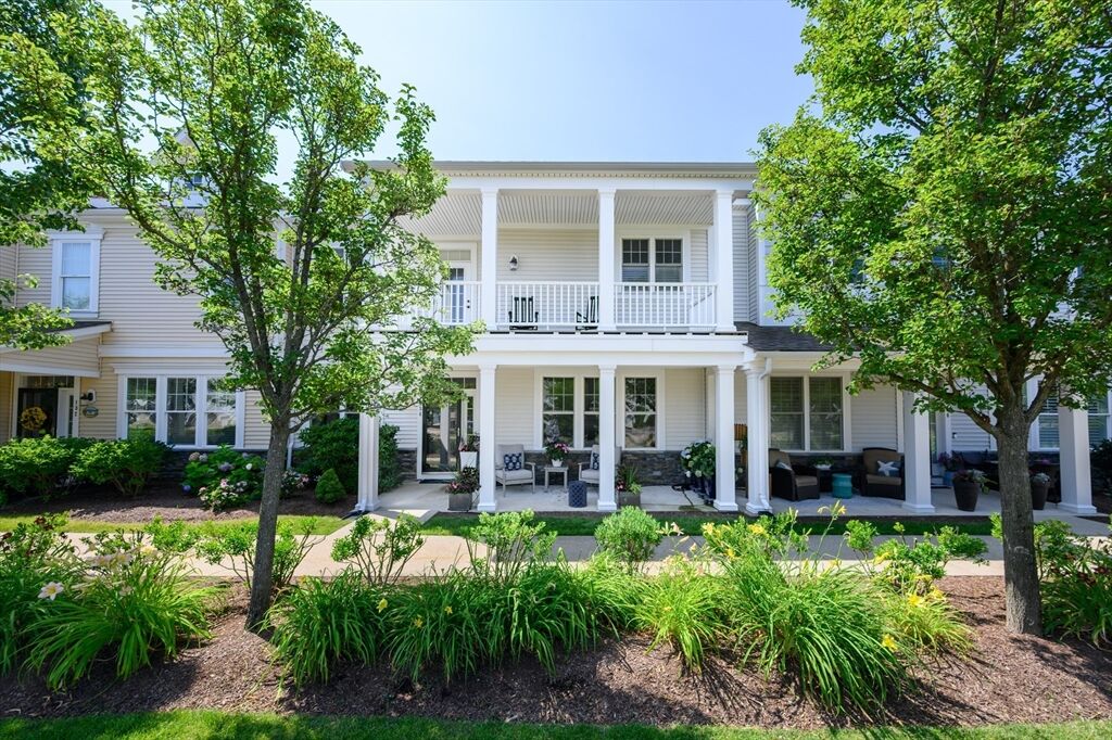 Property Photo:  134 Whitaker Ln 134  MA 02043 