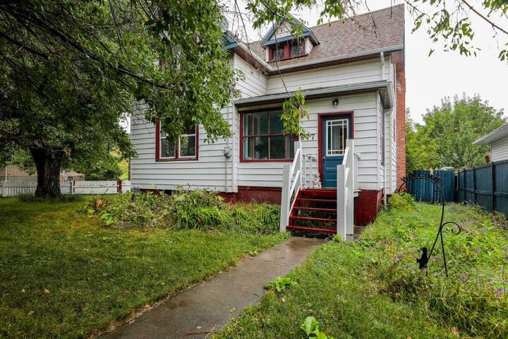 677 Frederick Street — photo 1