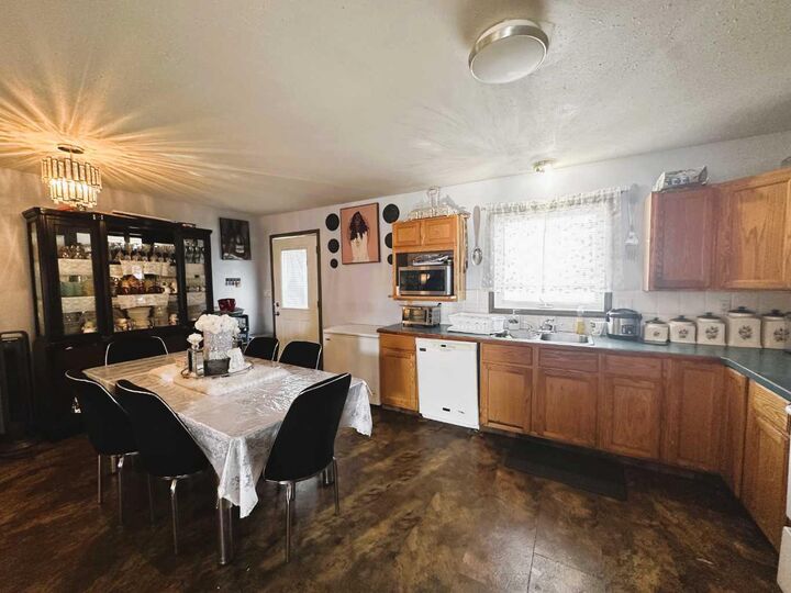 Property Photo: 200 Upland Boulevard W AB T1R 0R1
