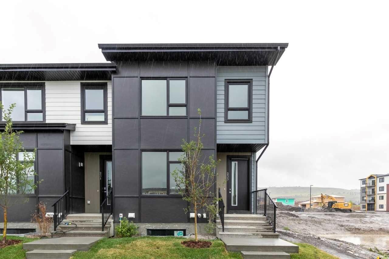 Property Photo: 233 Vantage Drive AB T4C 3G5