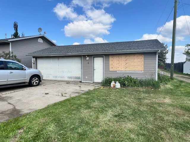Property Photo:  6 1 Avenue  AB T0B 3Z0 