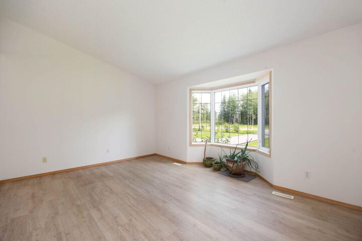 Property Photo:  205 Cheecham Drive  AB T0P 1J0 