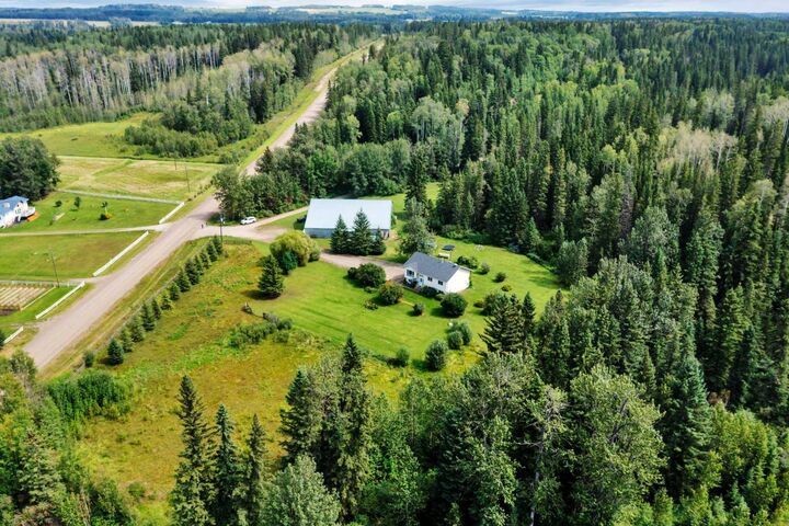 Property Photo: 73061B 405 Township Road AB T4T 2A2