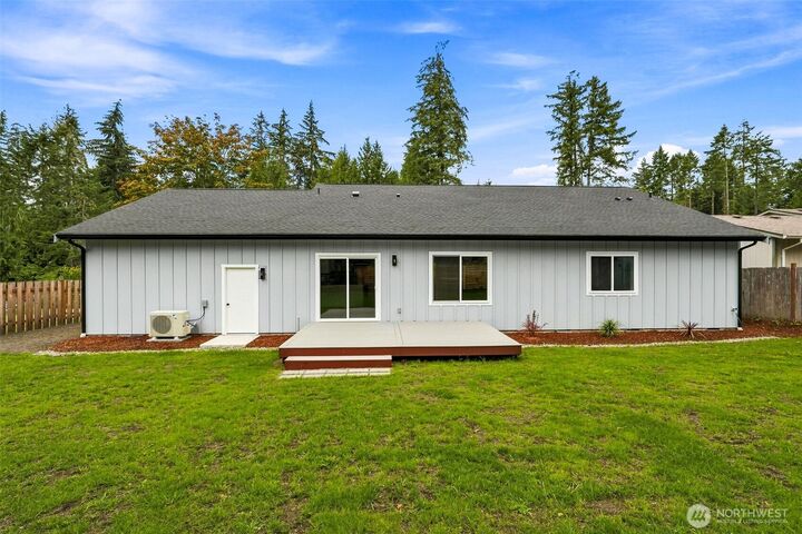 Property Photo:  740  E Lakeshore Drive East  WA 98584 