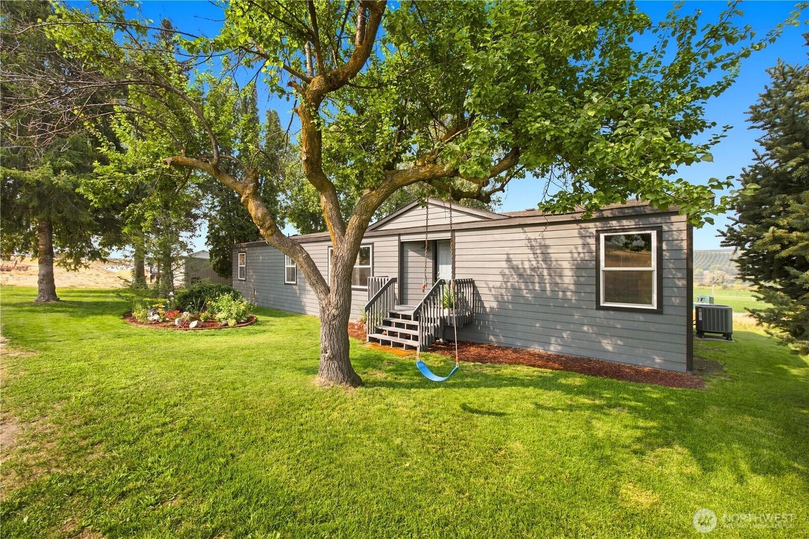 Property Photo: 26575 Hwy 97 WA 98812
