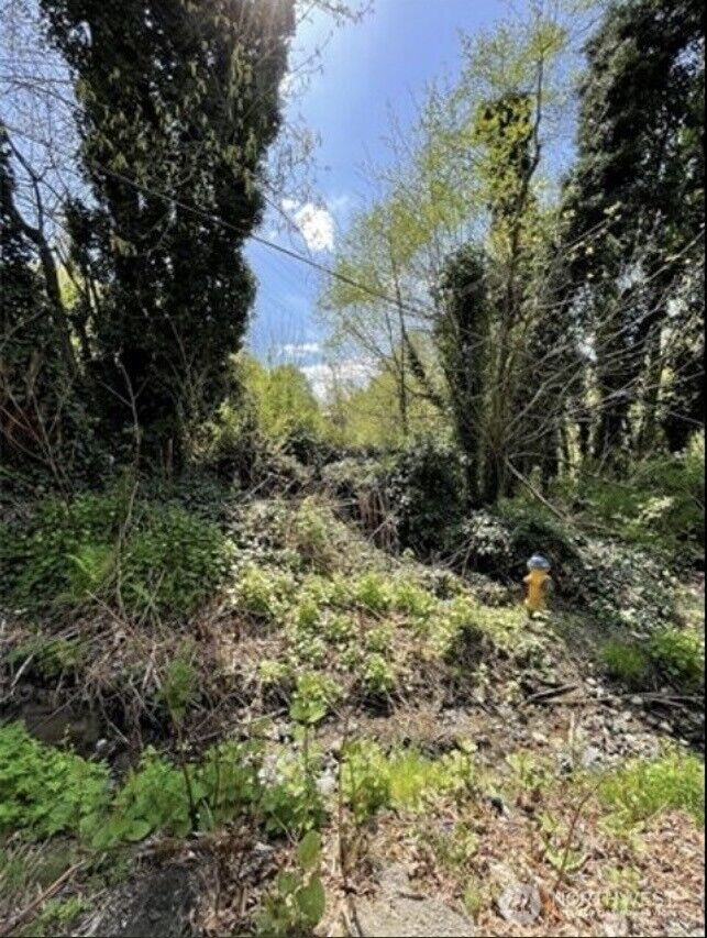 Property Photo: 4700 S 109th St WA 98178