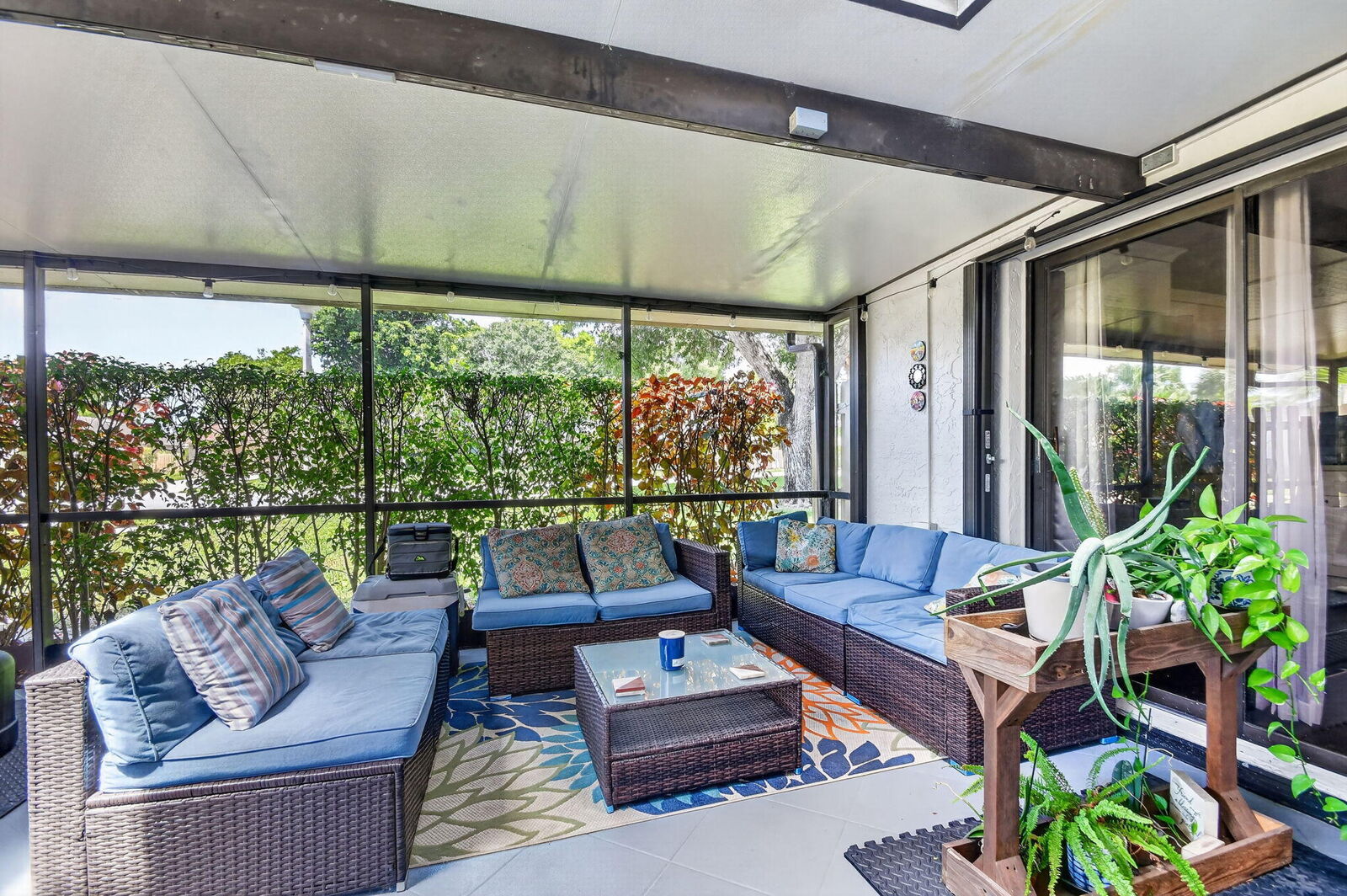 Property Photo: 812 NW 30th Avenue A FL 33445