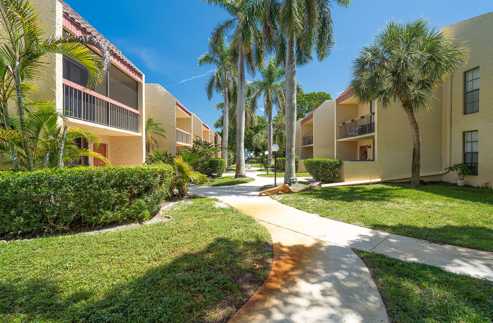 Property Photo: 769 SE 1st Way FL 33441