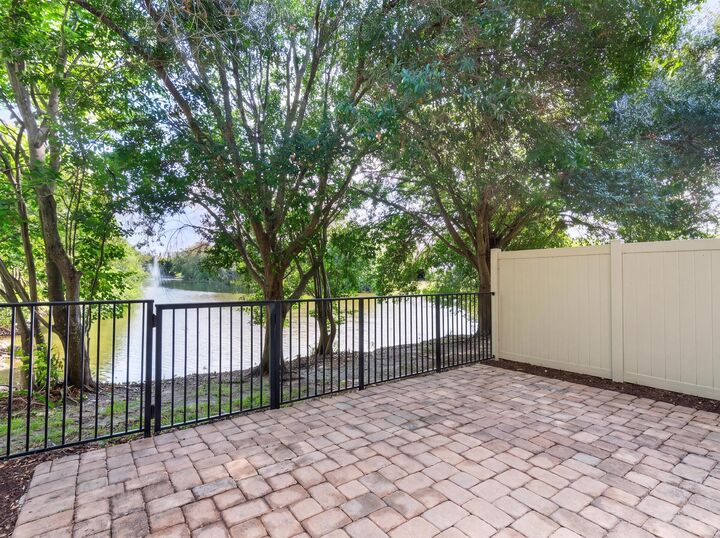 Property Photo: 301 Lake Monterey Circle FL 33426