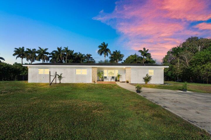 Property Photo:  5400 SW 162nd Avenue  FL 33331 
