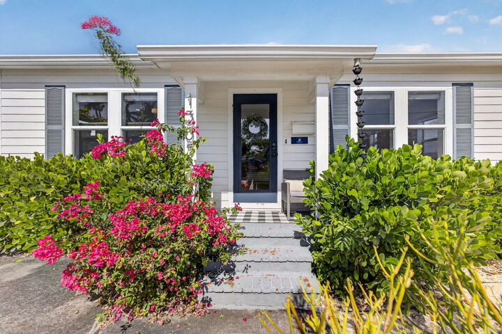 Property Photo:  1305 N Palmway  FL 33460 