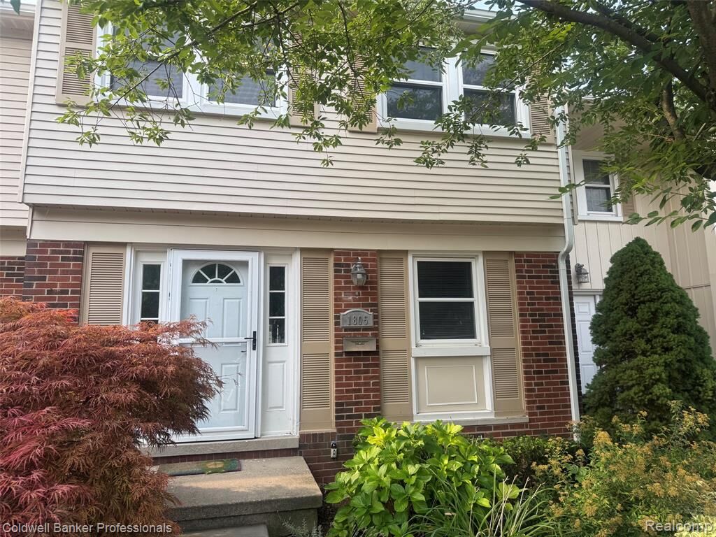 Property Photo:  1805 Brentwood Drive 329  MI 48098 
