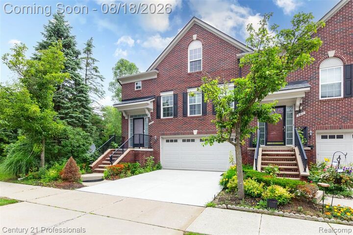 Property Photo:  757 Sandalwood Drive  MI 48085 