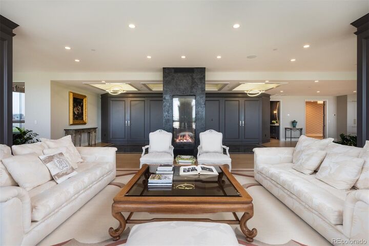 Property Photo:  2400 E Cherry Creek South Drive 701  CO 80209 