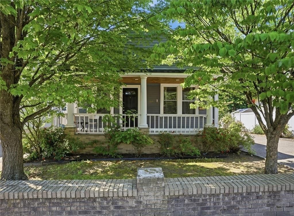 Property Photo: 132 Roger Williams Avenue RI 02907