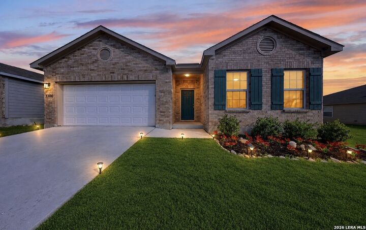 Property Photo:  3300 Ridge Pl  TX 78155 