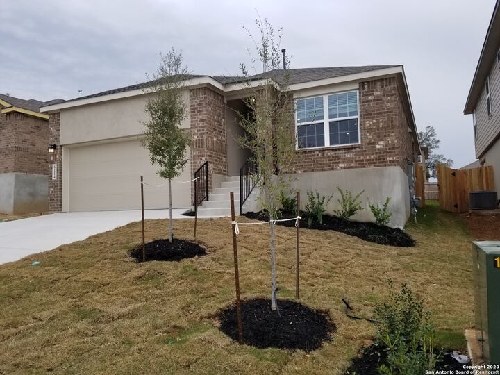 Property Photo:  6114 Akin Pl  TX 78261 