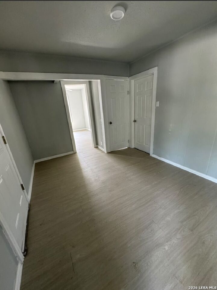 Property Photo:  130 Pickford Ave  TX 78228 